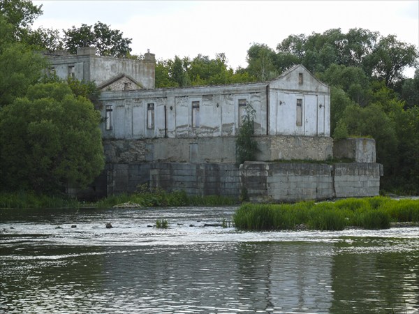 13. Остатки РГЭС в с. Сергиевское. Машинное отделение